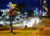 Prefeitura Municipal está implantando iluminação e decoração natalina em vários pontos de Ponta Porã